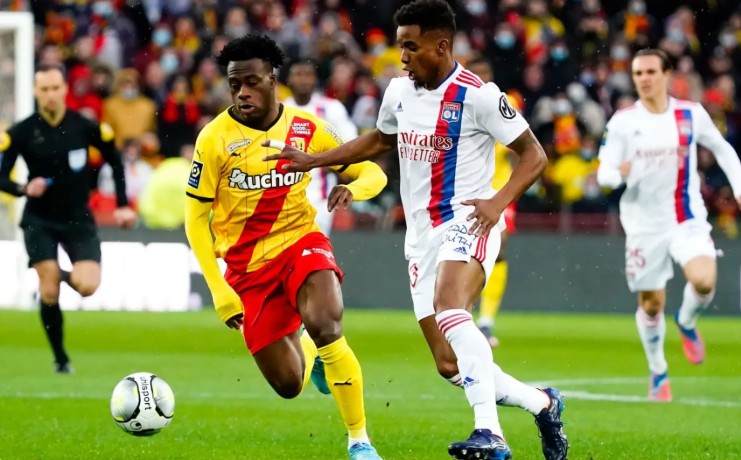 Dự đoán kèo phạt góc Lyon vs Lens chuẩn thắng